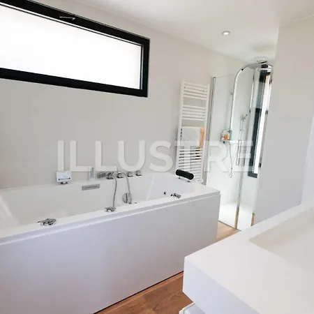 Villa Vue Mer, Piscine & A 6min Cagnes-sur-Mer
